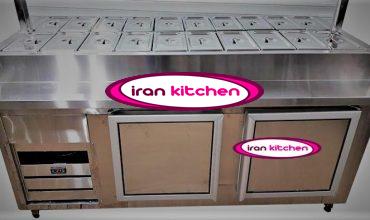 تاپینگ سرد به صورت سلف سرویس برای ساندویچی پیتزایی